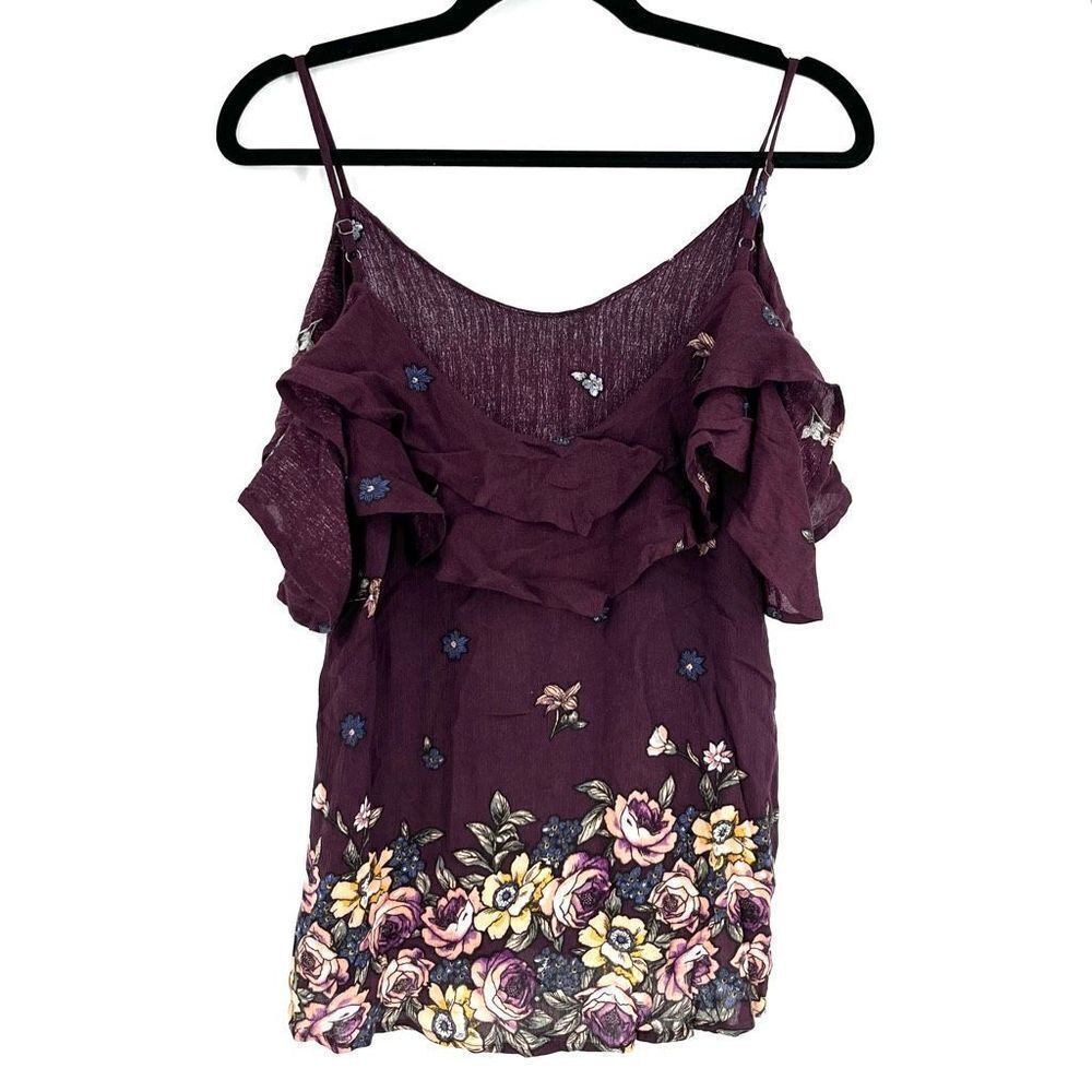 NWT Francesca’s Cold Shoulder Floral Blouse Mauve Small pretty romantic